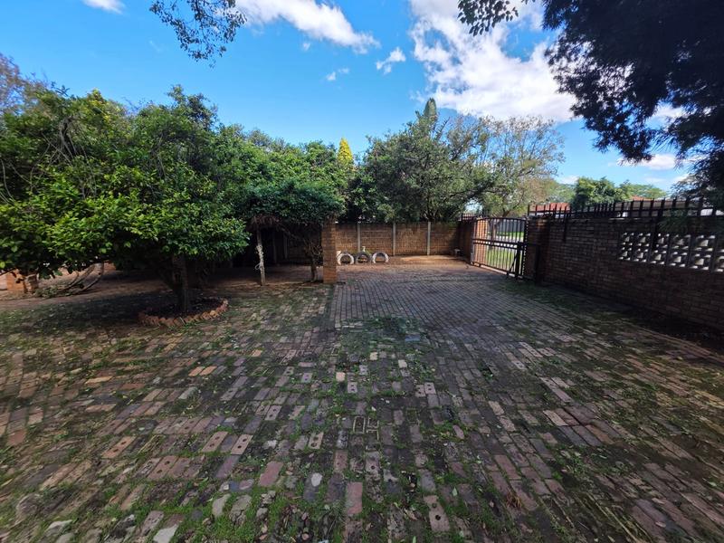 9 Bedroom Property for Sale in Kempton Park Gauteng