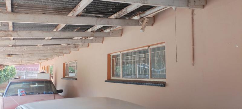 3 Bedroom Property for Sale in Clayville East Gauteng