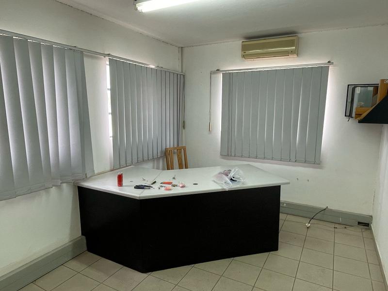 To Let Commercial Property for Rent in Hennopspark Gauteng