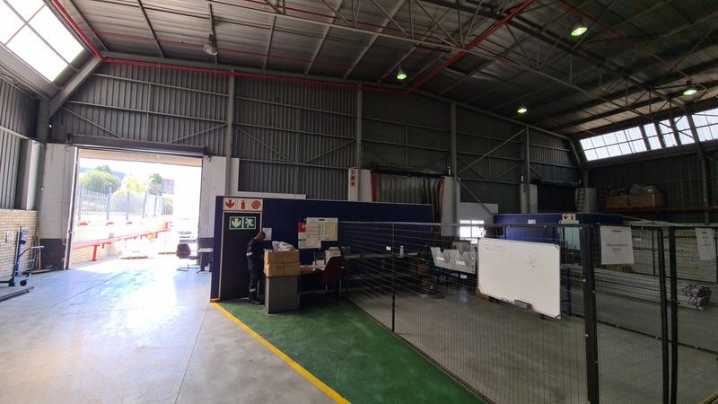 To Let Commercial Property for Rent in Corporate Park Gauteng
