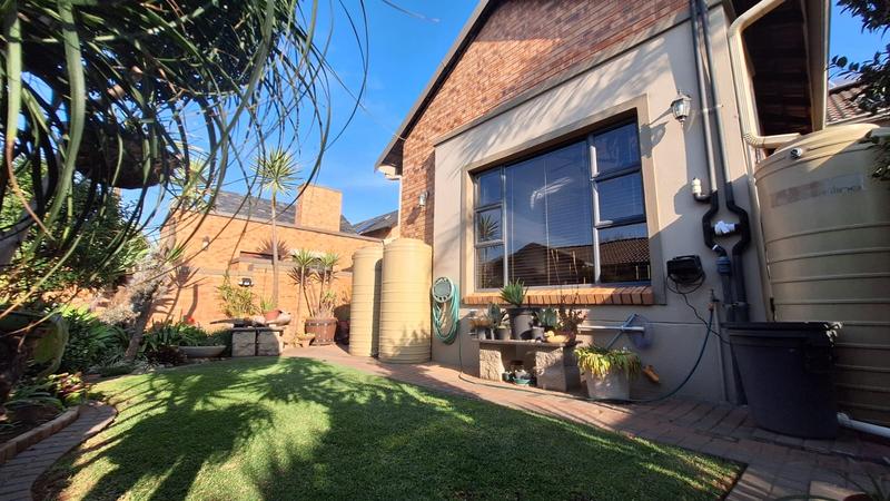 3 Bedroom Property for Sale in Midstream Estate Gauteng