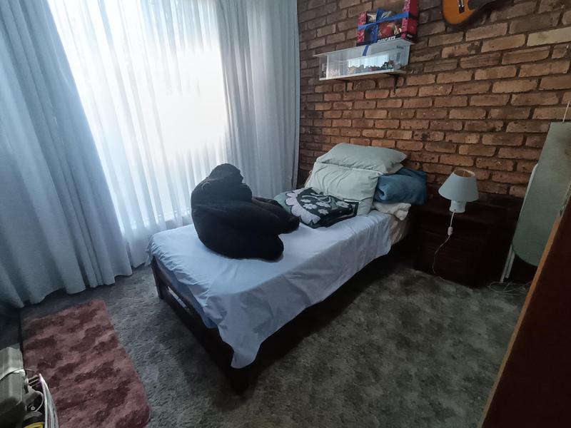 4 Bedroom Property for Sale in Primrose East Gauteng