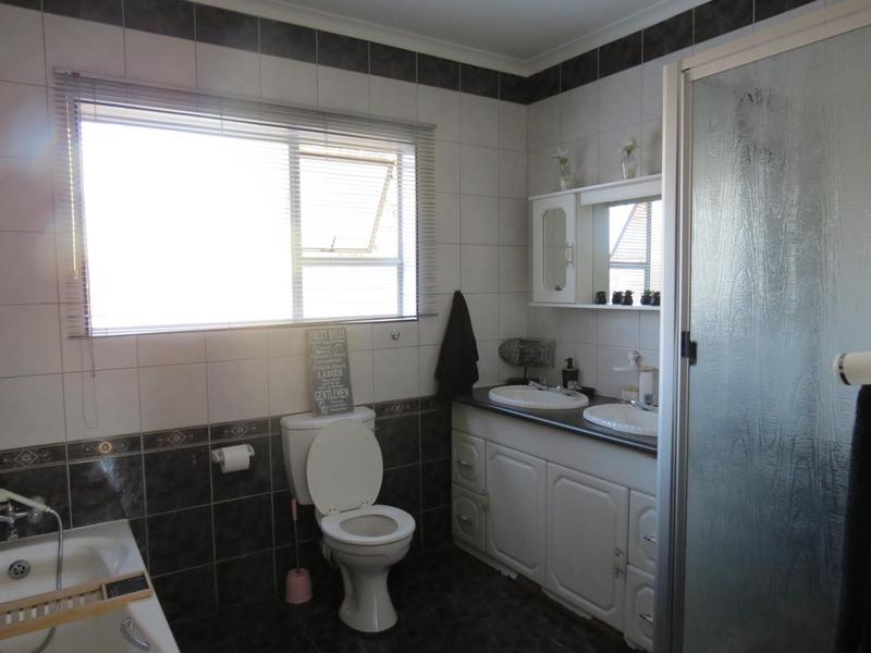 4 Bedroom Property for Sale in Sunward Park Gauteng