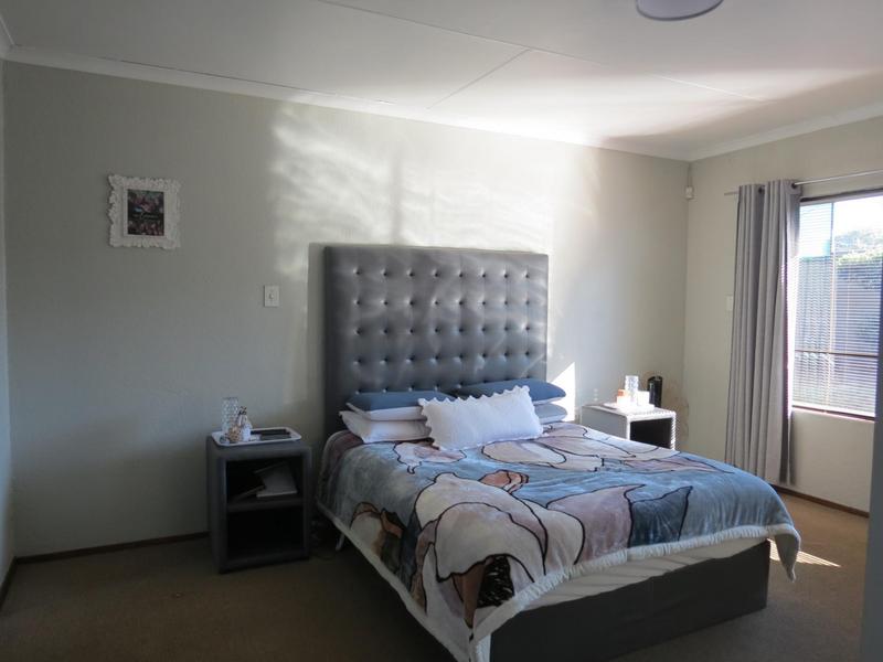 4 Bedroom Property for Sale in Sunward Park Gauteng
