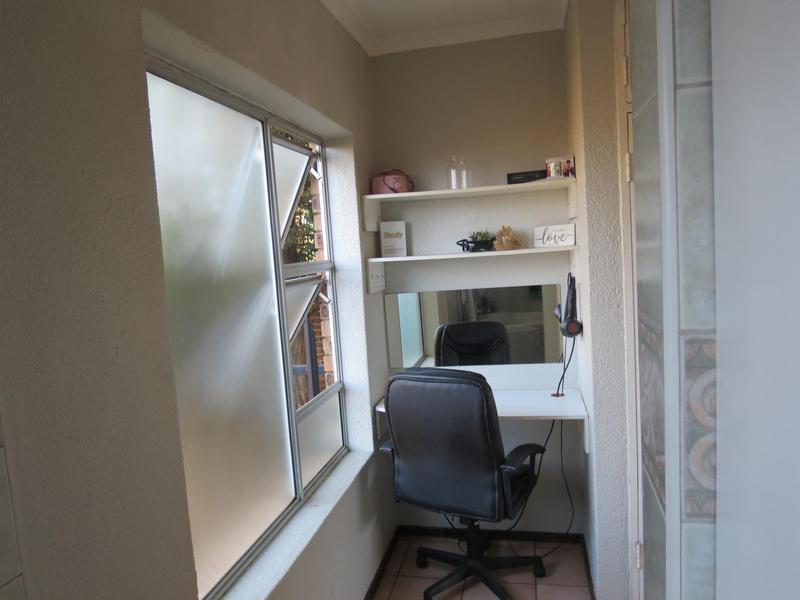 4 Bedroom Property for Sale in Sunward Park Gauteng