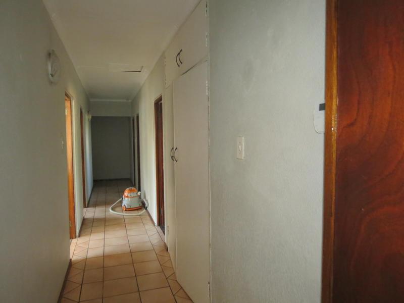 4 Bedroom Property for Sale in Sunward Park Gauteng