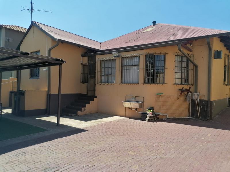 4 Bedroom Property for Sale in Kensington Gauteng
