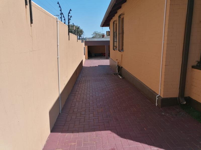 4 Bedroom Property for Sale in Kensington Gauteng