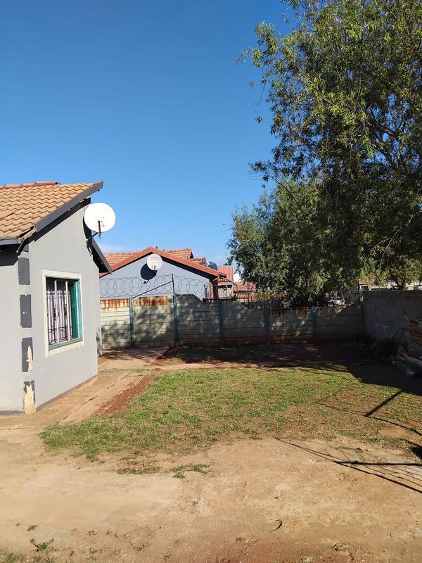 To Let 3 Bedroom Property for Rent in Villa Liza Gauteng