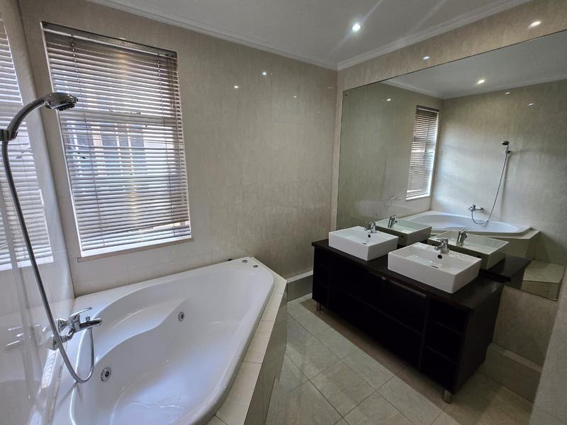 2 Bedroom Property for Sale in Marshalltown Gauteng