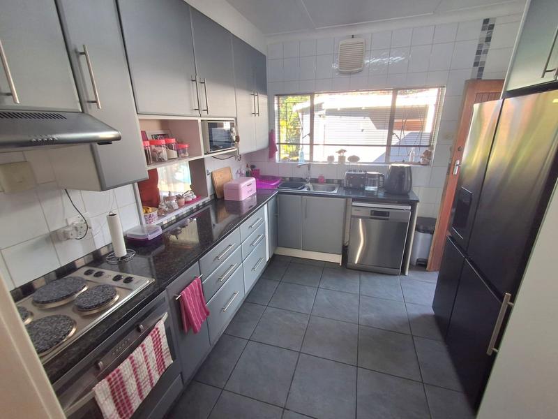 3 Bedroom Property for Sale in Randhart Gauteng