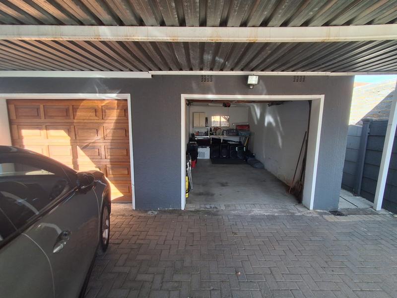 3 Bedroom Property for Sale in Randhart Gauteng