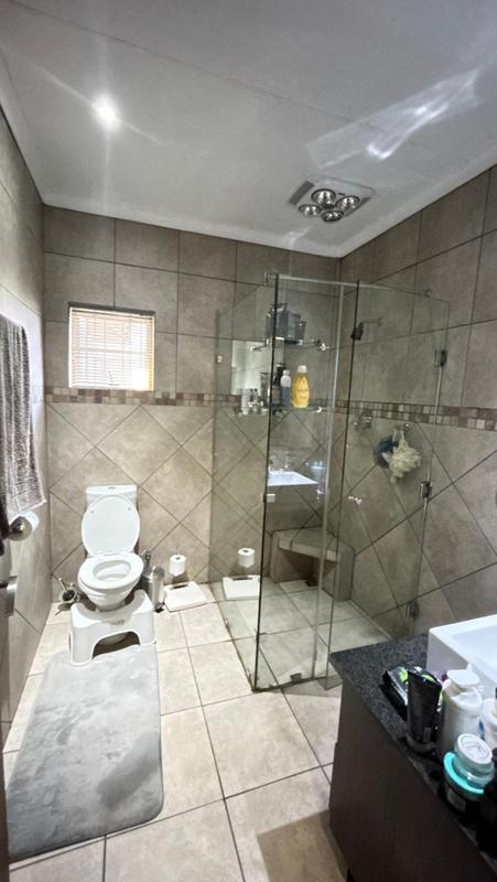 6 Bedroom Property for Sale in Boksburg Gauteng