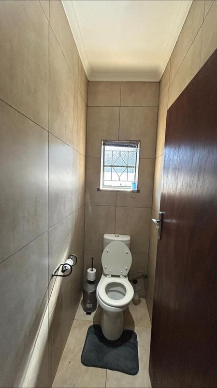 6 Bedroom Property for Sale in Boksburg Gauteng