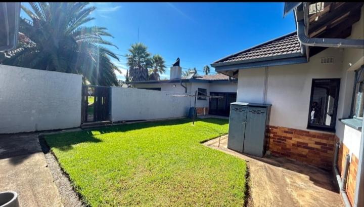 6 Bedroom Property for Sale in Boksburg Gauteng