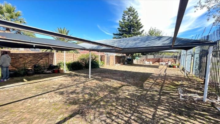 6 Bedroom Property for Sale in Boksburg Gauteng