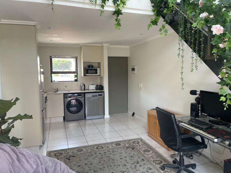 1 Bedroom Property for Sale in Craigavon Gauteng