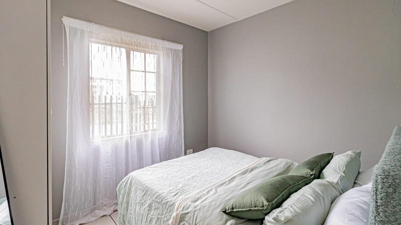 2 Bedroom Property for Sale in Fleurhof Gauteng