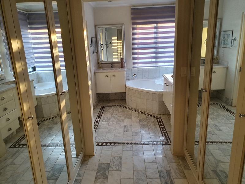3 Bedroom Property for Sale in Pineslopes Gauteng