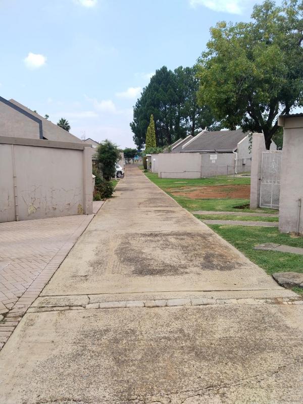2 Bedroom Property for Sale in Meyerton Central Gauteng
