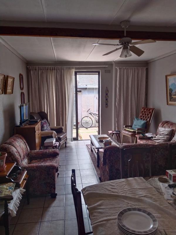2 Bedroom Property for Sale in Meyerton Central Gauteng
