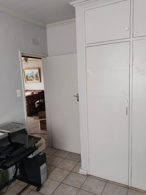 2 Bedroom Property for Sale in Meyerton Central Gauteng