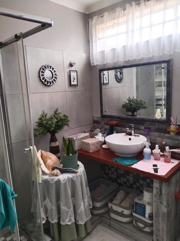 2 Bedroom Property for Sale in Meyerton Central Gauteng