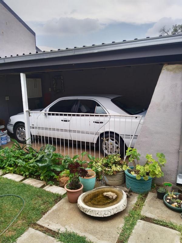 2 Bedroom Property for Sale in Meyerton Central Gauteng