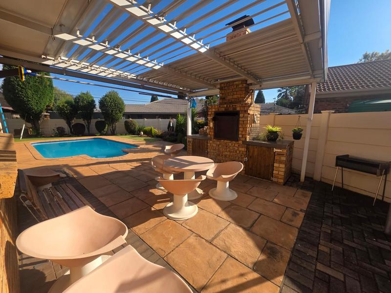 4 Bedroom Property for Sale in Risiville Gauteng