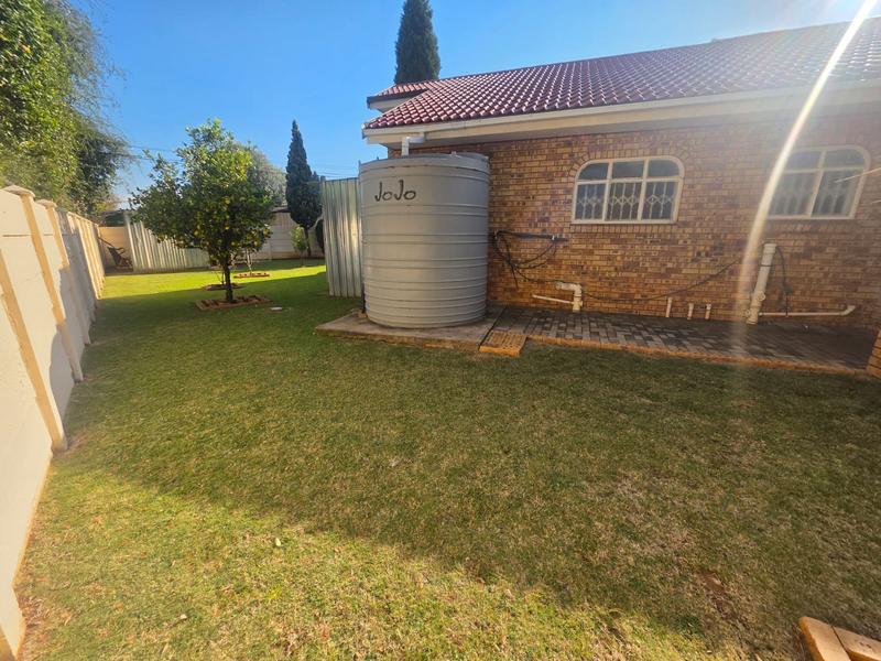 4 Bedroom Property for Sale in Risiville Gauteng