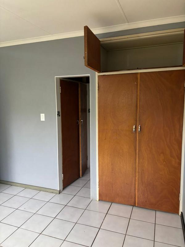 To Let 2 Bedroom Property for Rent in Lyttelton Gauteng
