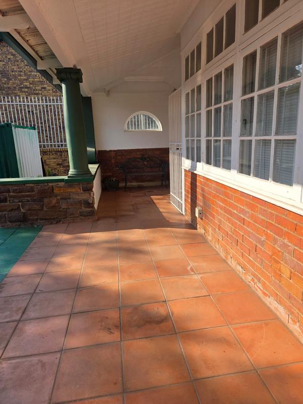 6 Bedroom Property for Sale in Hillcrest Gauteng