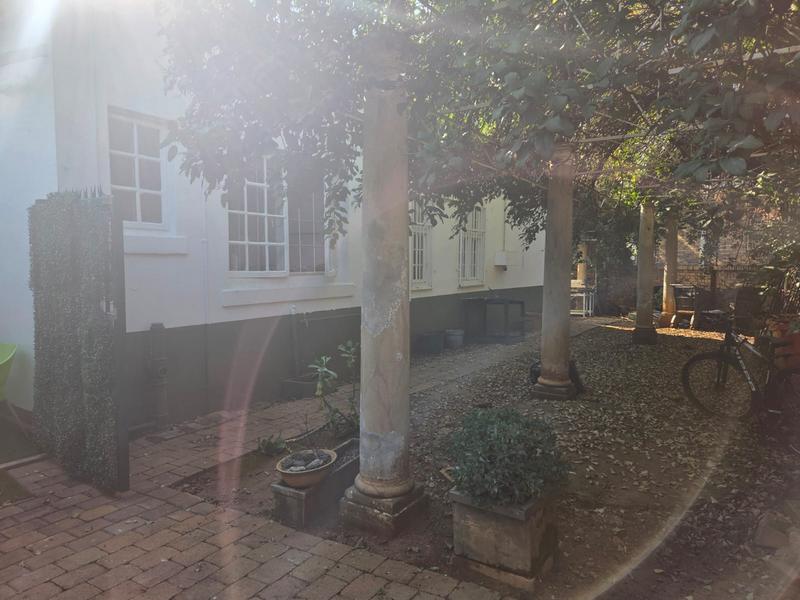 6 Bedroom Property for Sale in Hillcrest Gauteng