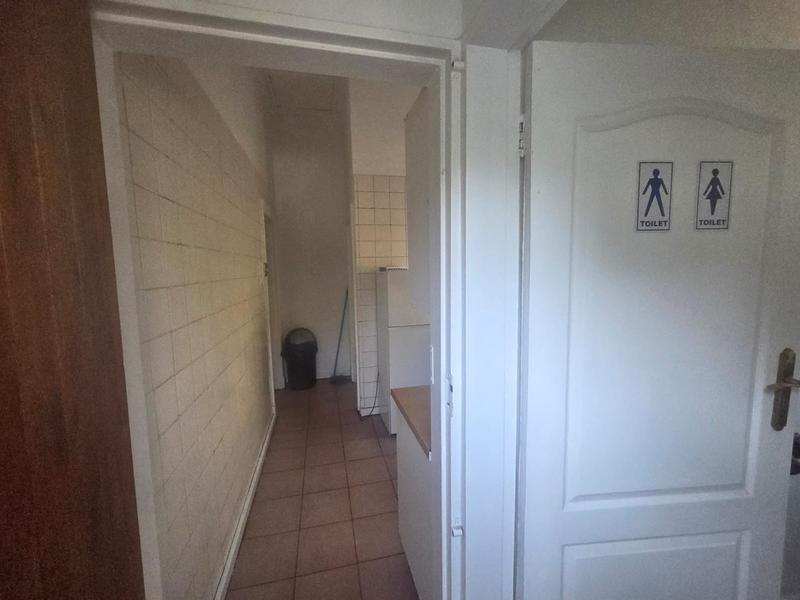 6 Bedroom Property for Sale in Hillcrest Gauteng