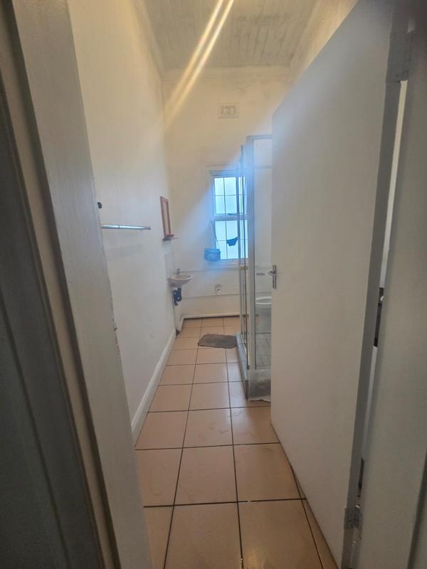 6 Bedroom Property for Sale in Hillcrest Gauteng