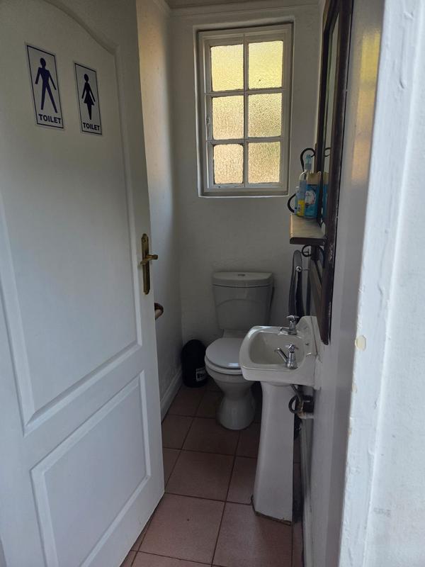 6 Bedroom Property for Sale in Hillcrest Gauteng
