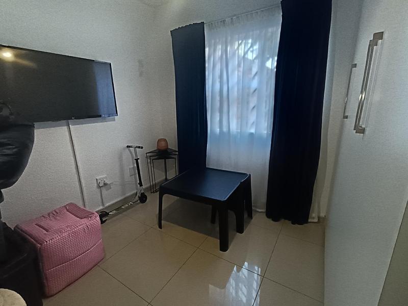 3 Bedroom Property for Sale in Wannenburghoogte Gauteng