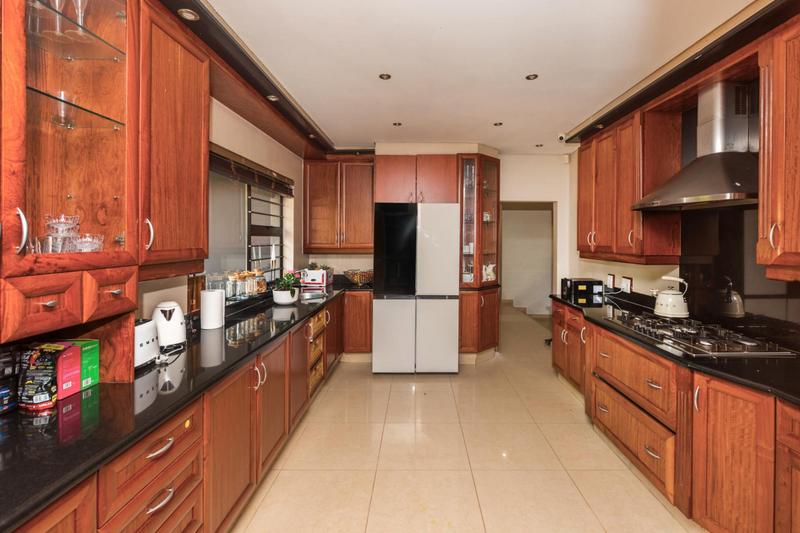 To Let 4 Bedroom Property for Rent in Bedfordview Gauteng