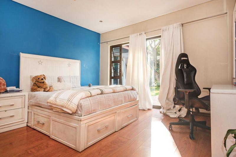 To Let 4 Bedroom Property for Rent in Bedfordview Gauteng