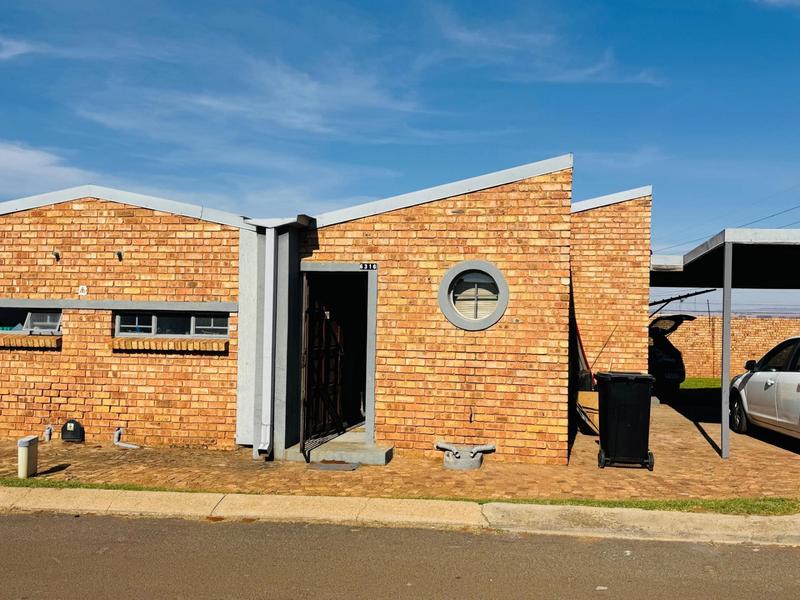 To Let 2 Bedroom Property for Rent in Windmill Park Gauteng