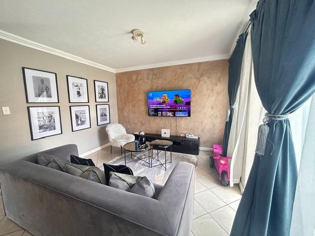 To Let 2 Bedroom Property for Rent in The Orchards Gauteng