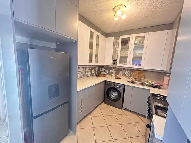 To Let 2 Bedroom Property for Rent in The Orchards Gauteng