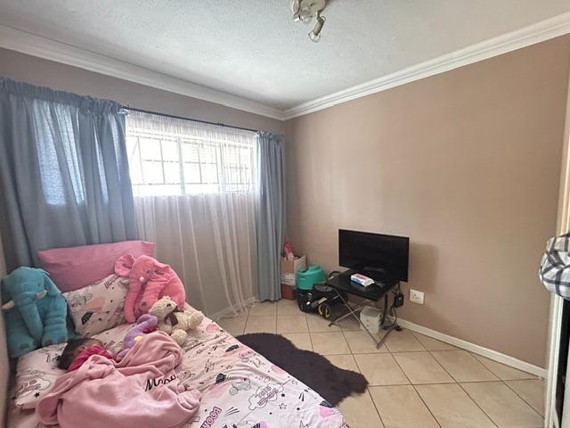 To Let 2 Bedroom Property for Rent in The Orchards Gauteng