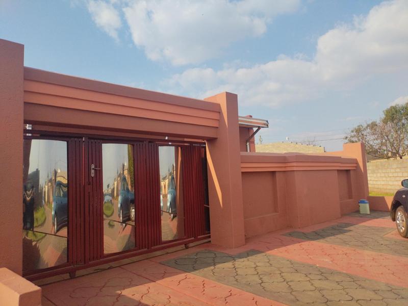 1 Bedroom Property for Sale in Moleleki Ext 3 Gauteng