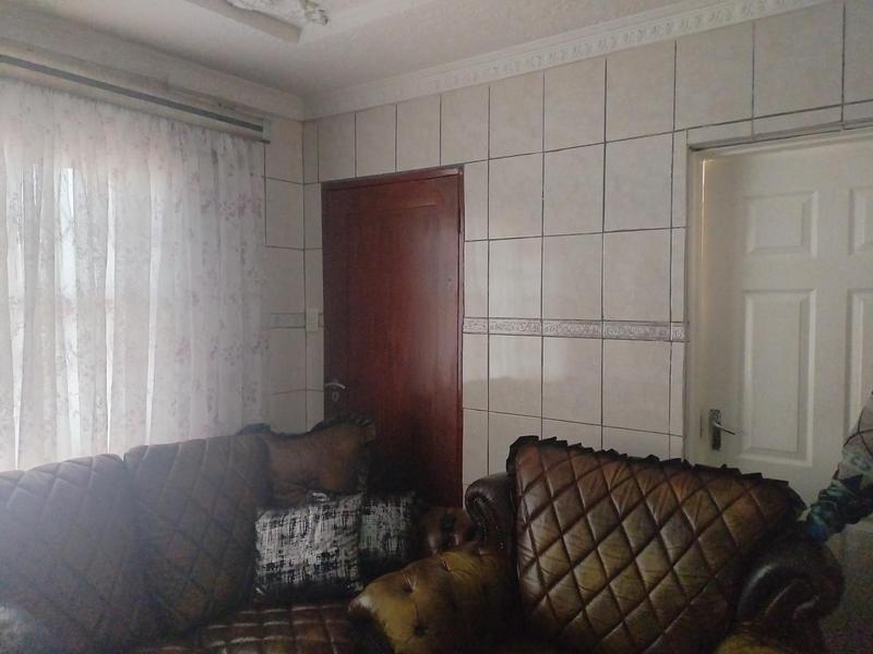 1 Bedroom Property for Sale in Moleleki Ext 3 Gauteng