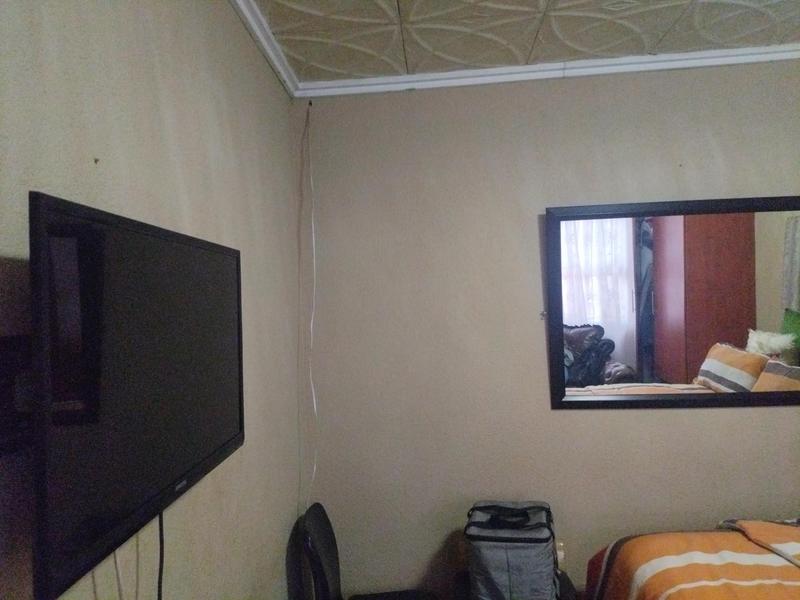 1 Bedroom Property for Sale in Moleleki Ext 3 Gauteng
