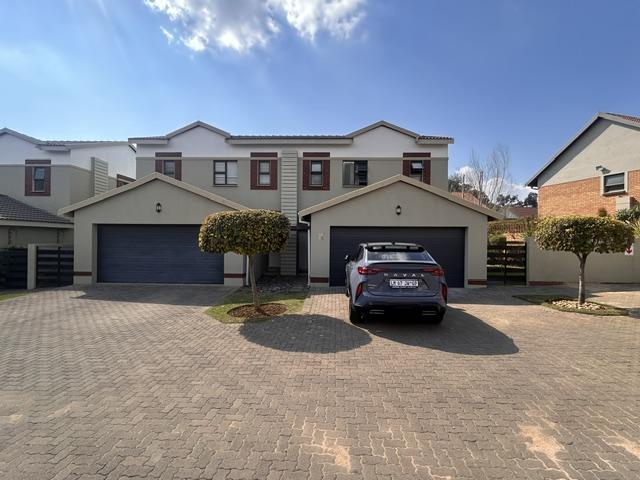 3 Bedroom Property for Sale in Equestria Gauteng
