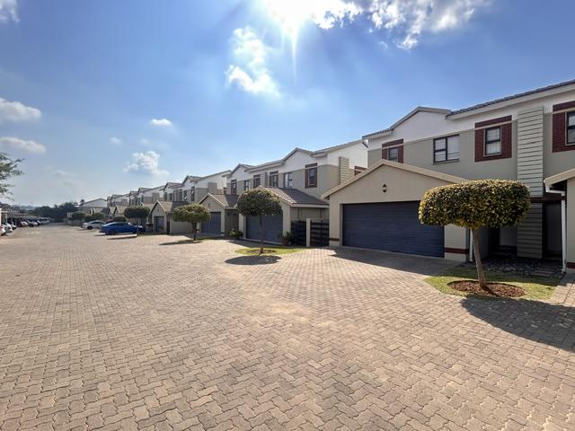 3 Bedroom Property for Sale in Equestria Gauteng