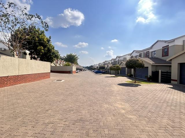 3 Bedroom Property for Sale in Equestria Gauteng