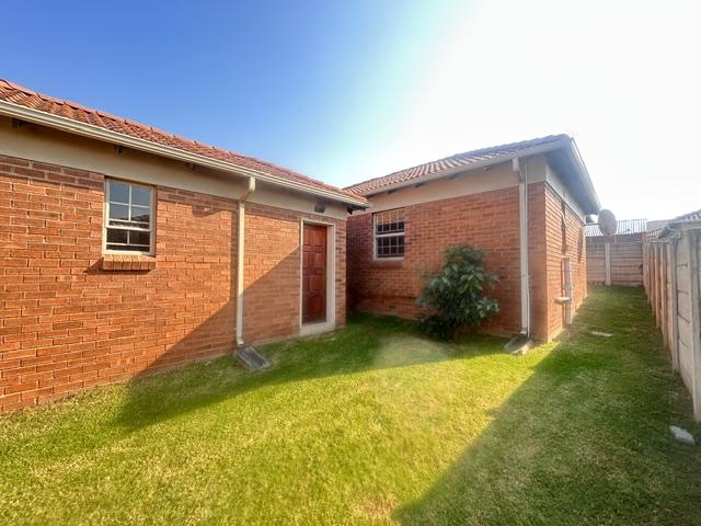 3 Bedroom Property for Sale in Thatch Hill Estate Gauteng